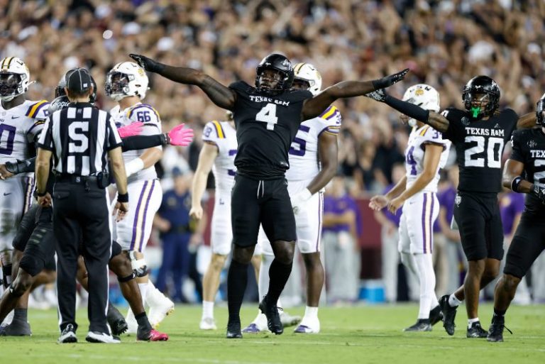 No. 14 Texas A&M takes control of SEC with comeback vs. No. 7 LSU