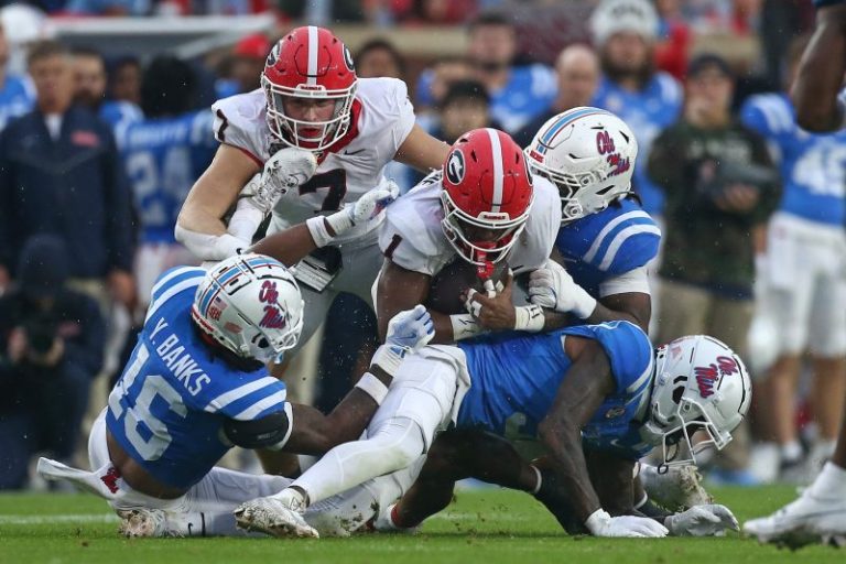 Georgia’s humbling loss leads Week 11 winners and losers
