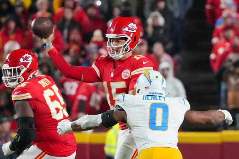 Close wins highlight Patrick Mahomes’ clutch ability
