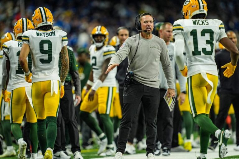 Lions fan has tickets revoked after confrontation with Packers coach
