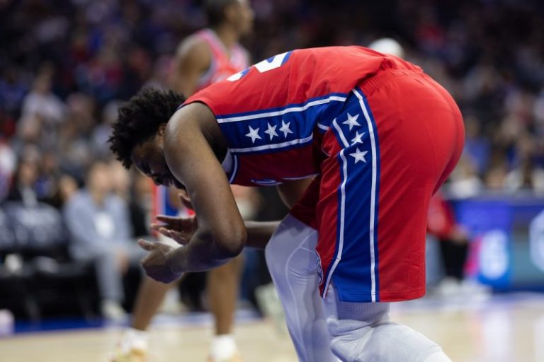 Joel Embiid suffers sinus fracture in 76ers’ loss to Pacers