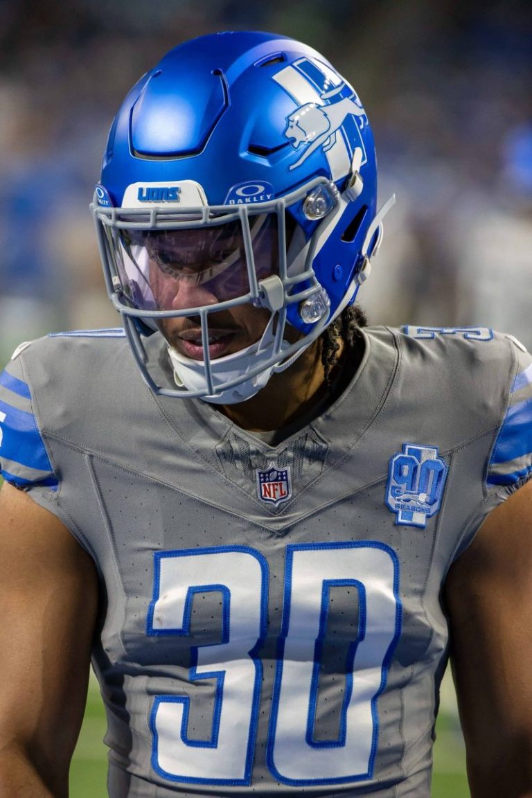 Lions’ Dorsey carted off field during game vs. Bills