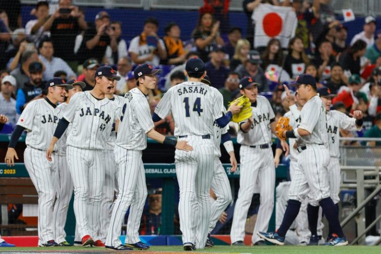 Latest rumors on Japanese free agent pitcher Roki Sasaki