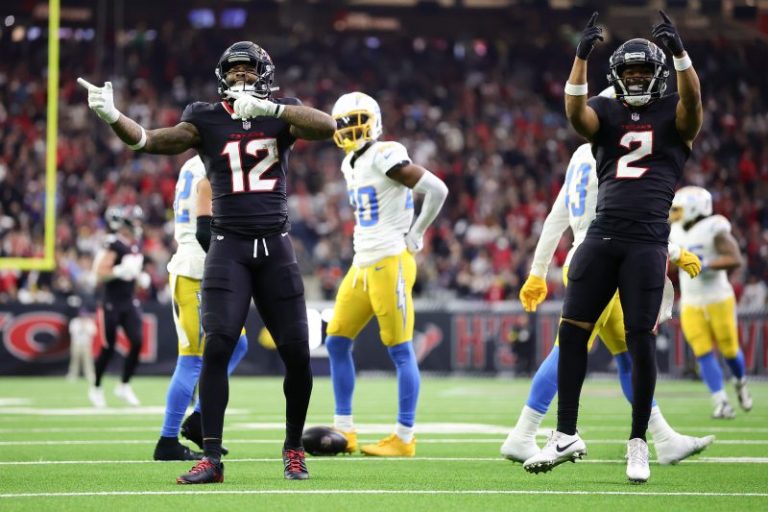 Texans shake off sluggish start, storm past Chargers for NFL playoff win