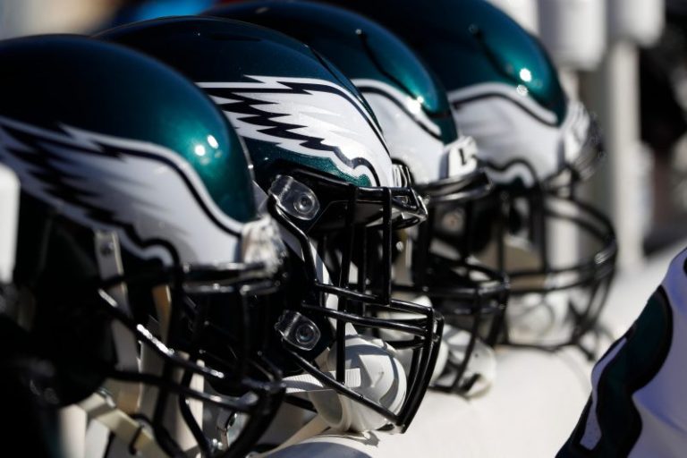 Why Eagles surprised their 102-year-old fan with a Super Bowl 59 trip