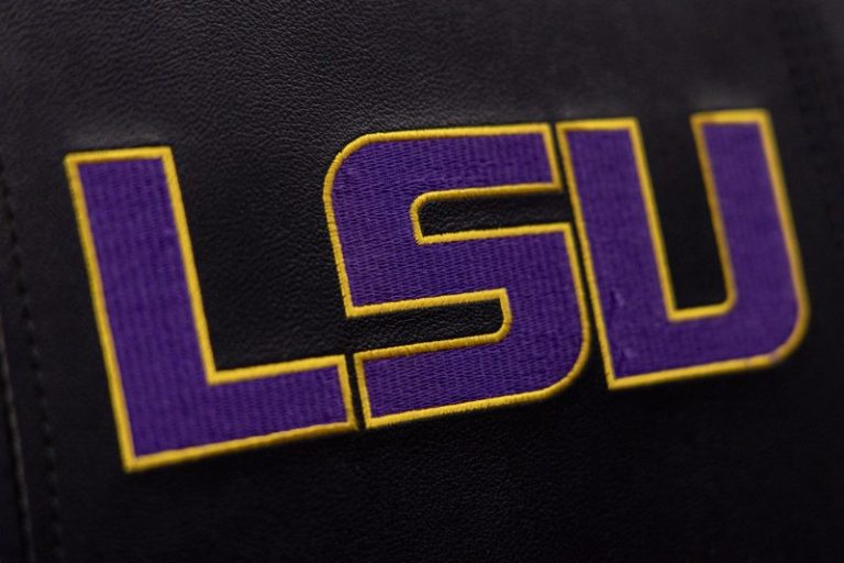 LSU pole vaulter dies in campus car crash at age 18