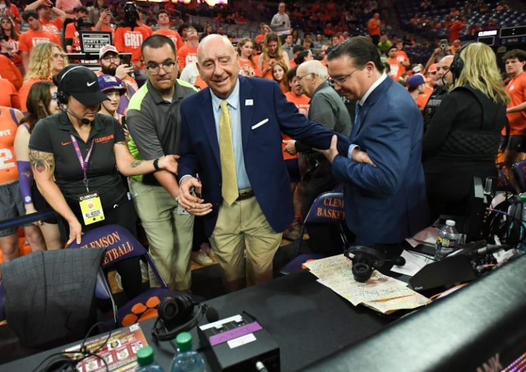 Dick Vitale emotional in return to ESPN: ‘This is like my Super Bowl’