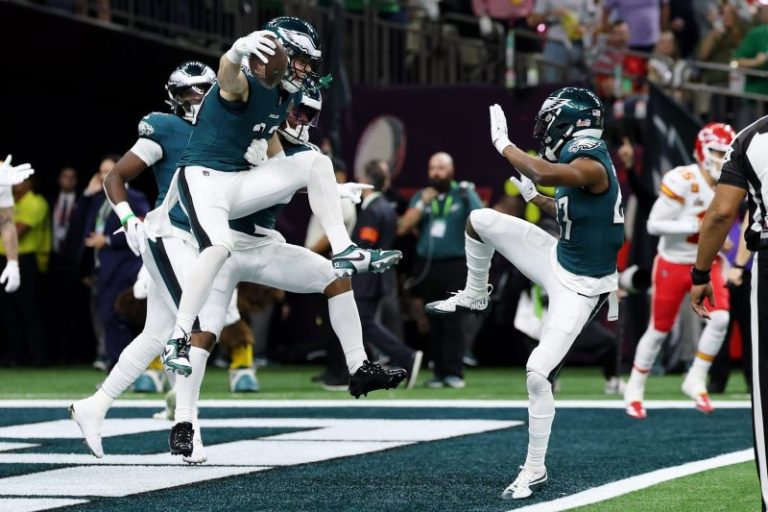 Eagles stun Chiefs with Super Bowl blowout, denying historic three-peat