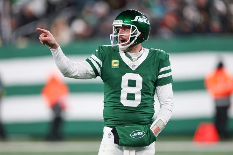 Steelers, Raiders early favorites to land Jets QB Aaron Rodgers