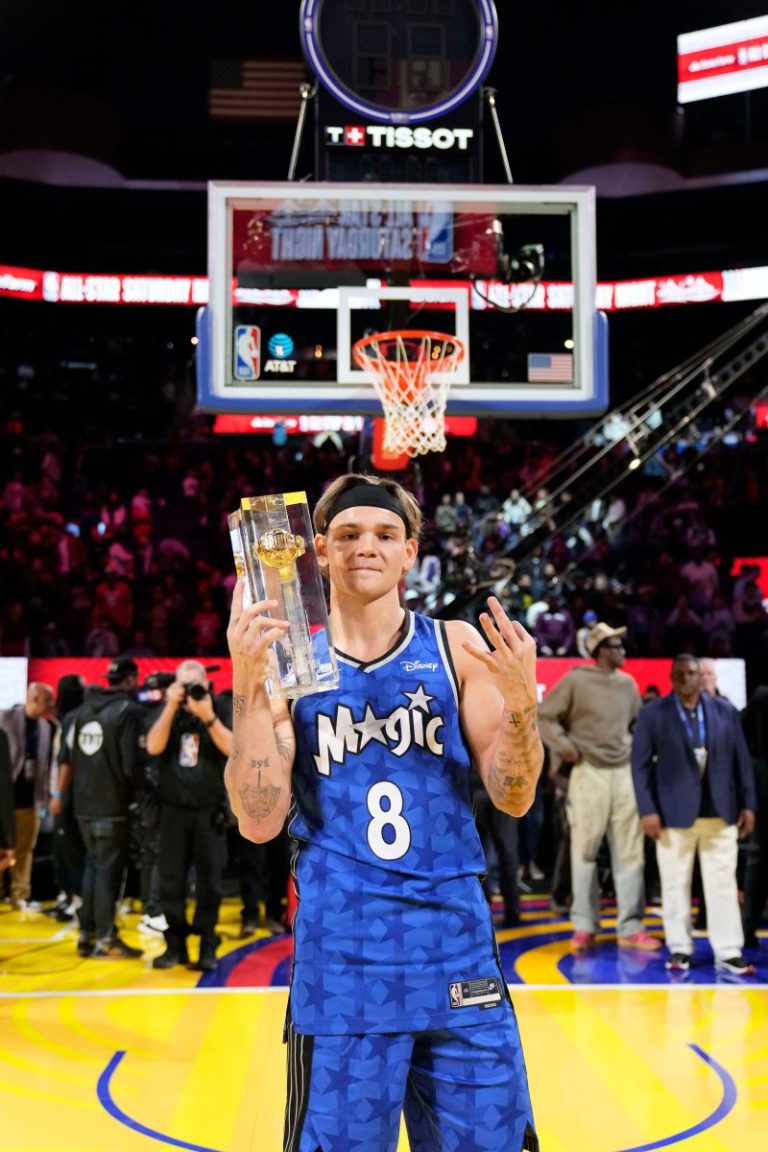 Who is Mac McClung? What to know about three-time Slam Dunk champ