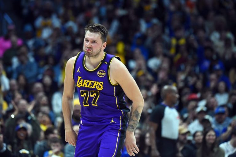 Luka Doncic has best performance yet with Lakers: Highlights