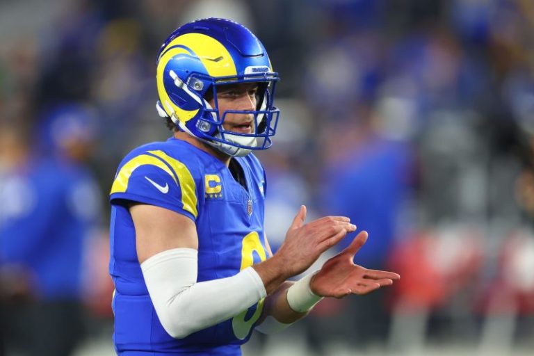 Report: Tom Brady contacts Matthew Stafford camp about joining Raiders
