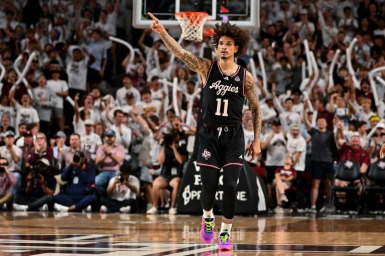 Texas A&M hands No. 1 Auburn basketball its third loss of the season