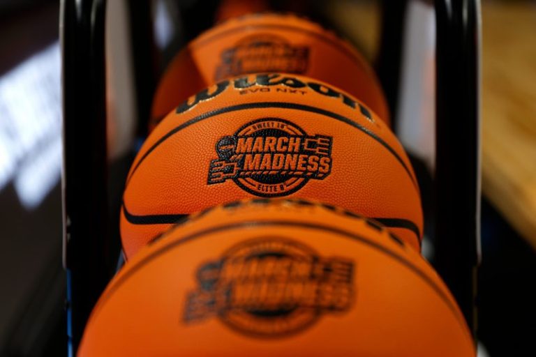 What are the odds of having a perfect March Madness bracket? What to know