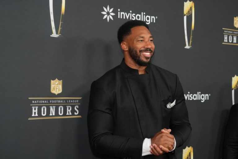 In keeping Myles Garrett, the Browns get a rare win