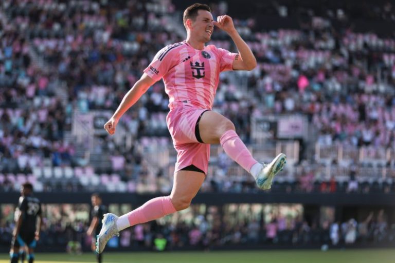 Inter Miami tops Charlotte FC sans Messi, with 10 men on field
