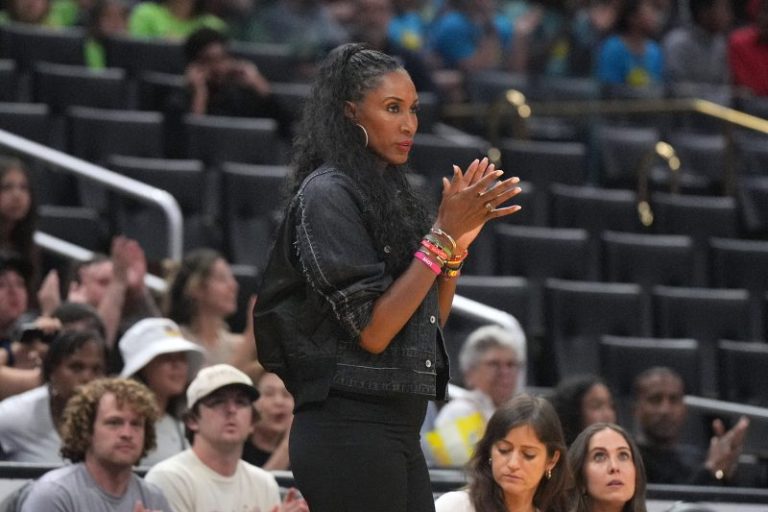 Lisa Leslie talks Watkins’ injury, USC respect, Caitlin Clark’s impact