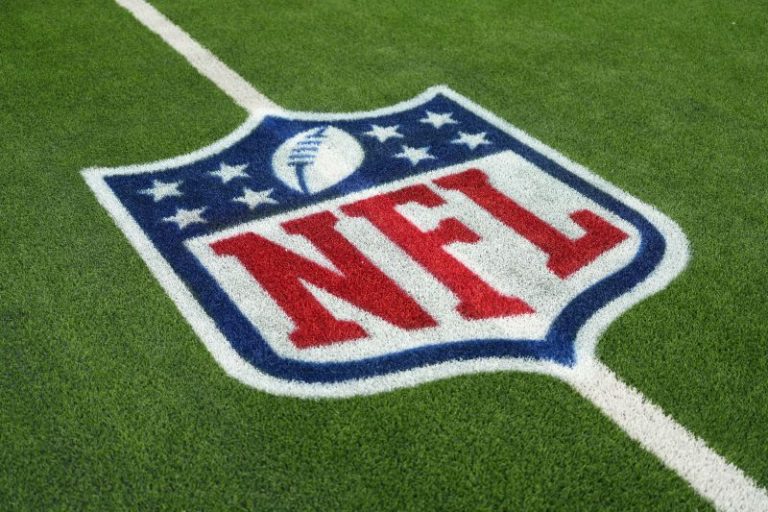 When is the NFL schedule release this year?