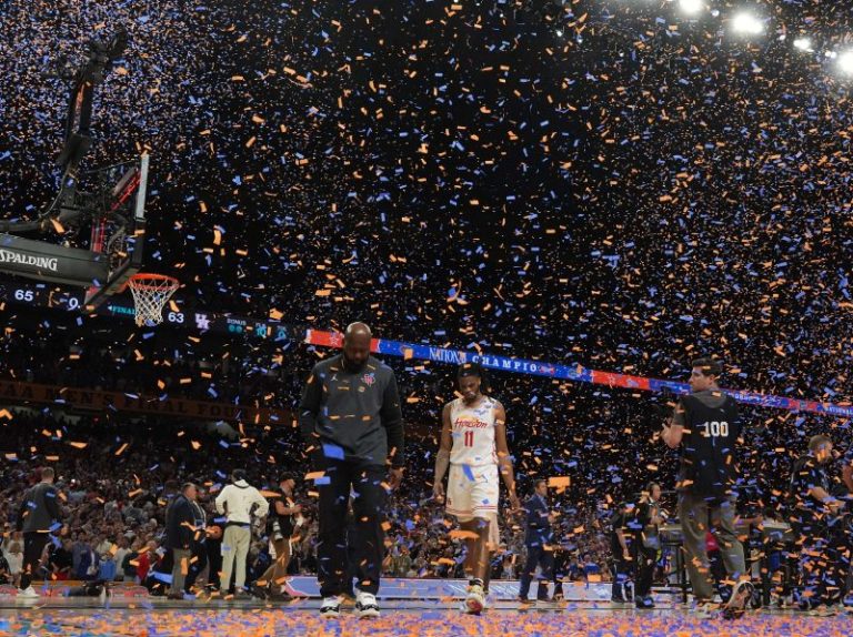 Houston’s long-awaited title was right there. Instead, more heartbreak.