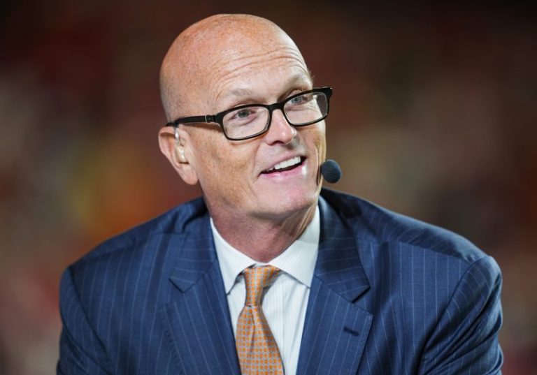 Scott Van Pelt says golf ‘would benefit greatly’ from shot clock