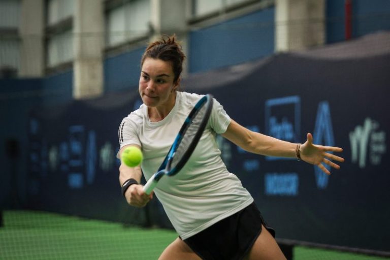 Tennis player responds with humor to opponent’s odor complaint