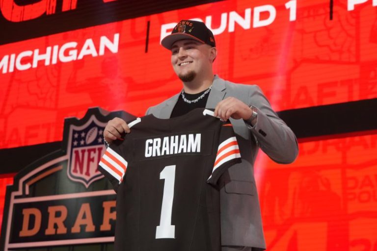 NFL draft winners and losers: Why Browns, Shedeur, Rodgers made list
