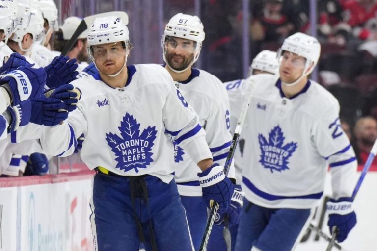 Maple Leafs advance after lineup error caught; Vegas, Edmonton clinch