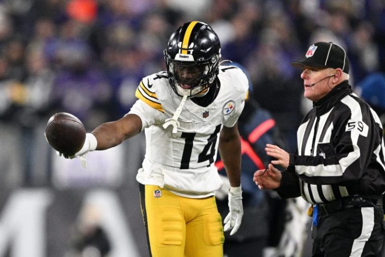 Cowboys acquire big-play WR in trade with Steelers