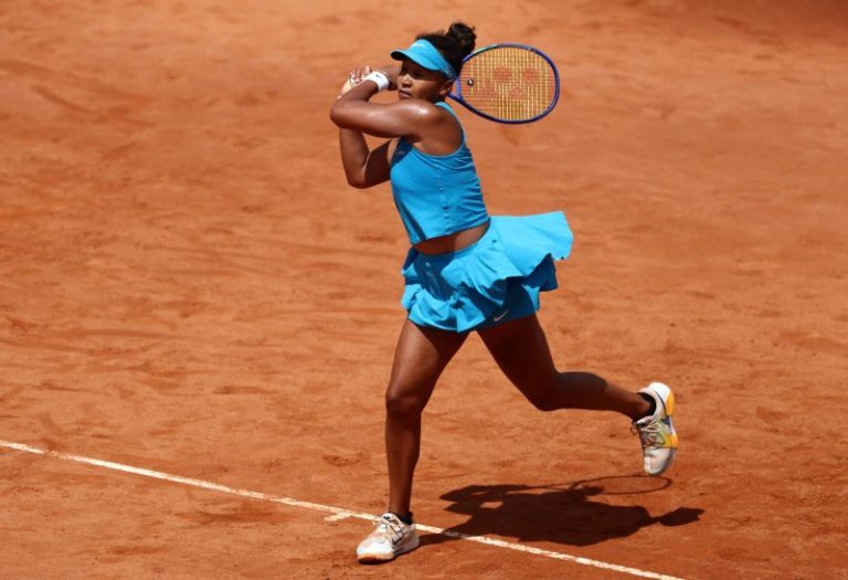 Naomi Osaka continues comeback with third-round win in Rome