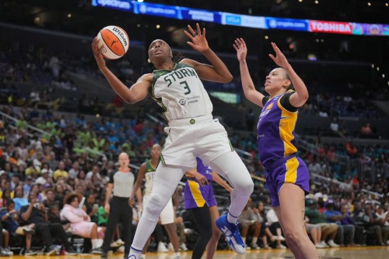 Seattle Storm vs. Phoenix Mercury: Score, updates from WNBA opener