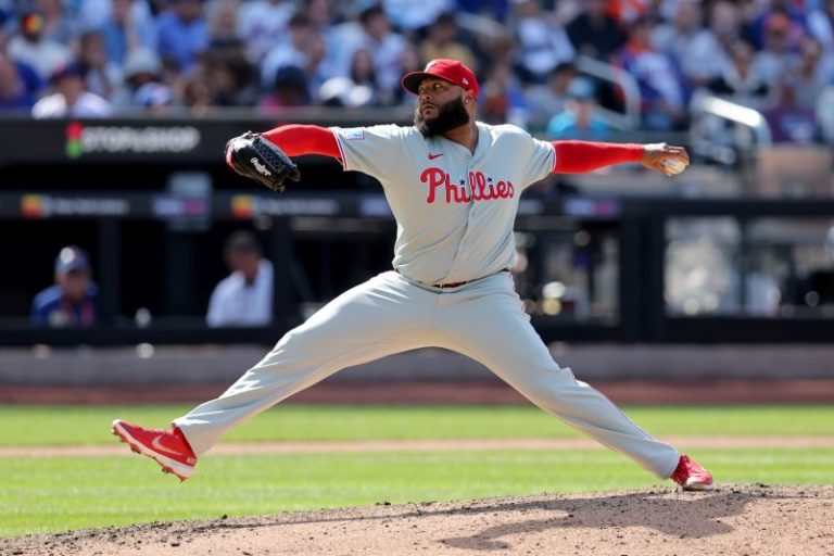 Phillies closer tests positive for PED, suspended 80 games
