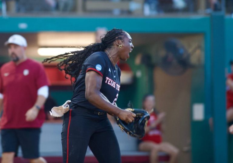 WCWS teams: NCAA softball bracket, super regional scores, schedule