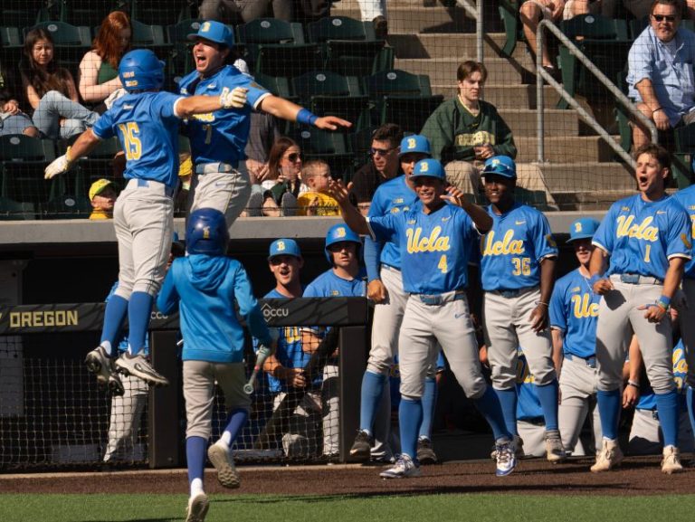 UCLA-UTSA baseball live score: Updates from NCAA super regional