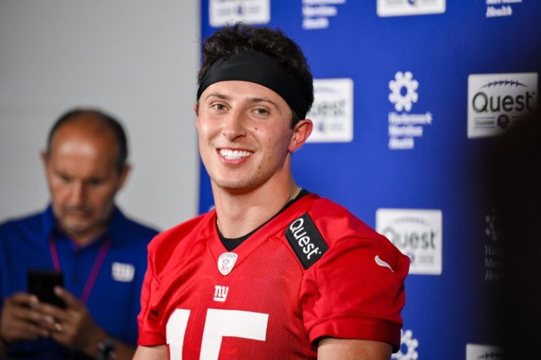 Giants QB DeVito talks ‘Love Island’ fandom