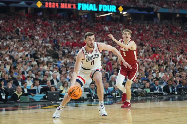 Transfer portal shakes up our too-early men’s basketball Top 25 rankings