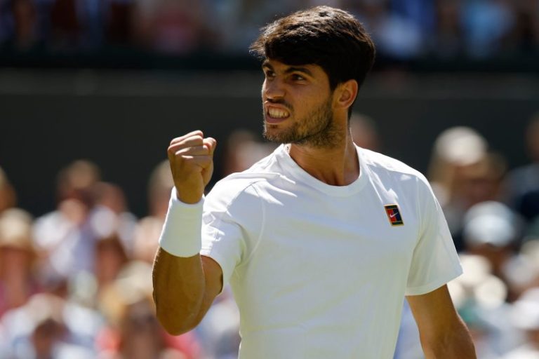 Carlos Alcaraz beats Taylor Fritz, advances to Wimbledon final