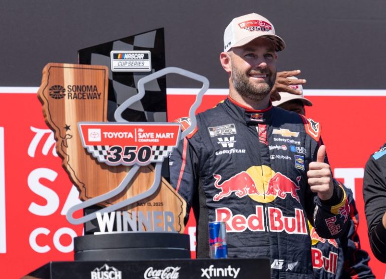Van Gisbergen dominates in second straight NASCAR win: Sonoma highlights