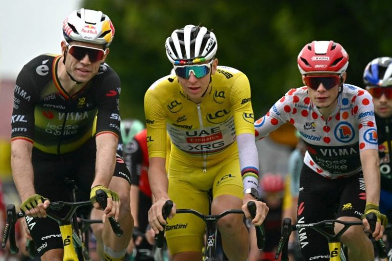 Tour de France updates, standings: Times today, results for Stage 21