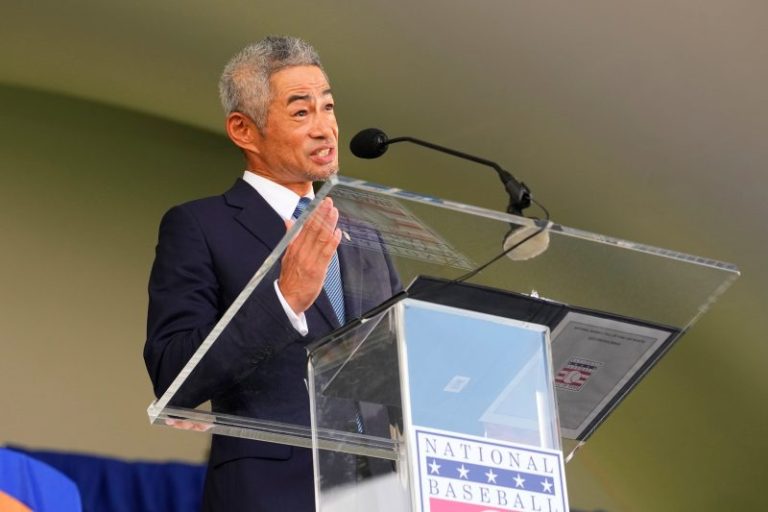 Ichiro turns into comedian during memorable Hall of Fame speech