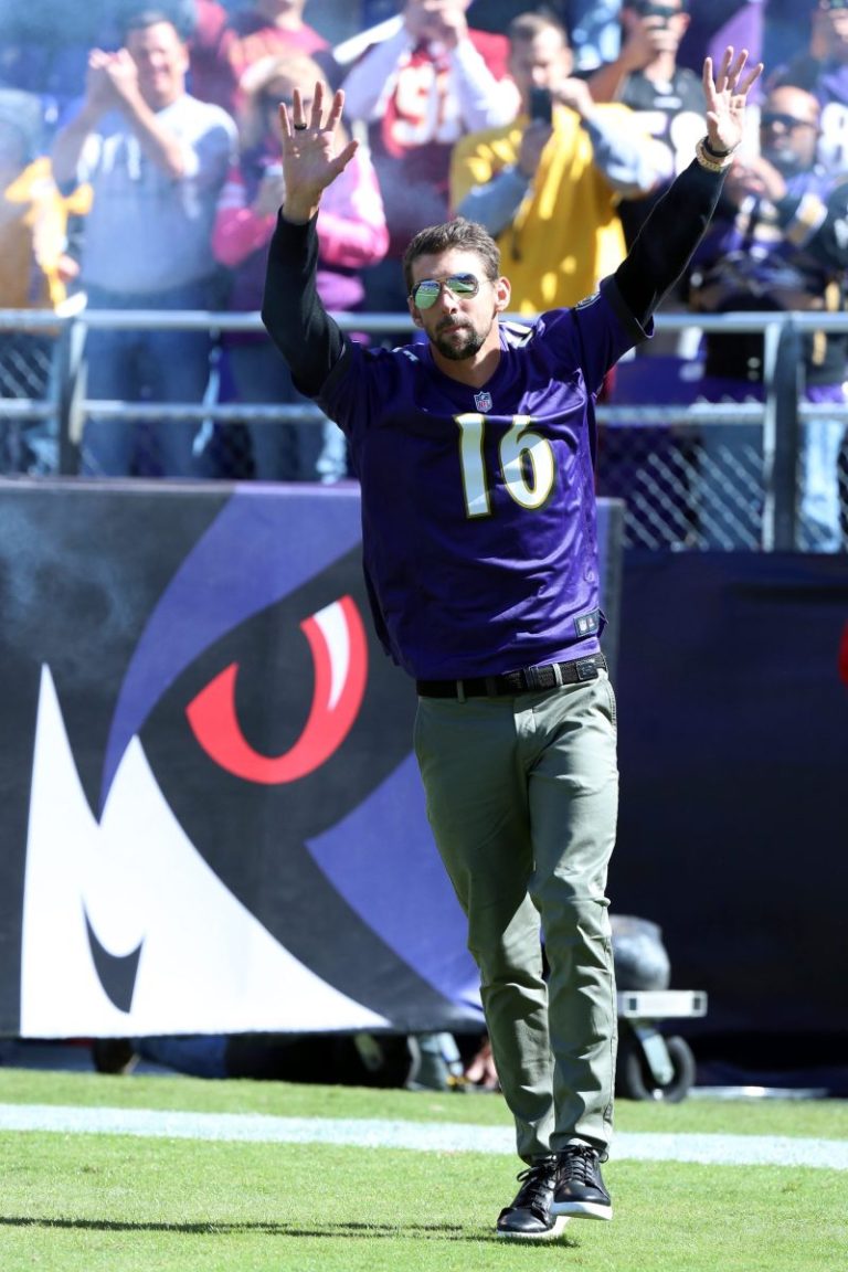 Ravens players petition Michael Phelps to give teammates swim lessons