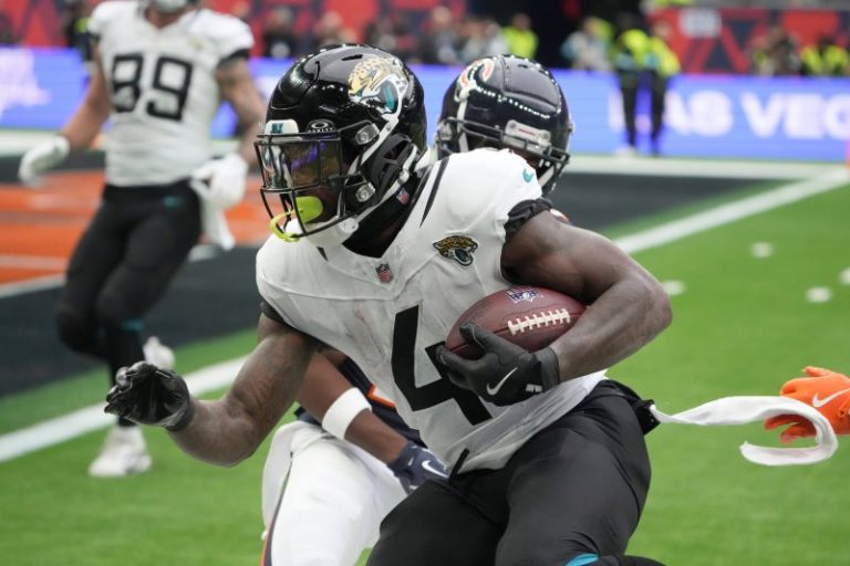 Ranking 5 best sleepers in 2025 fantasy football drafts