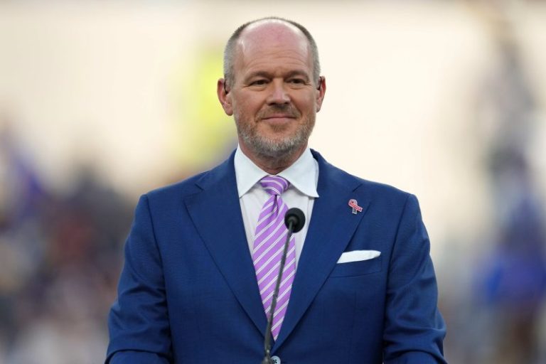 Watch: Rich Eisen pays tribute to Stuart Scott in ESPN return