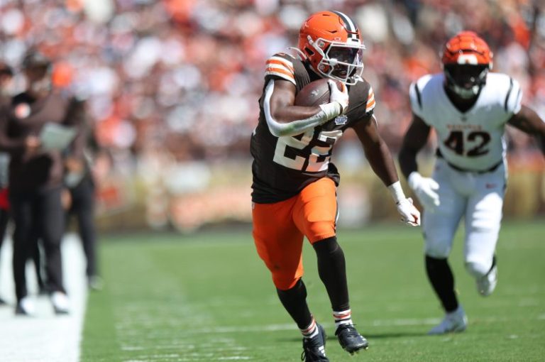 Early fantasy football rankings for Week 2: PPR and non-PPR