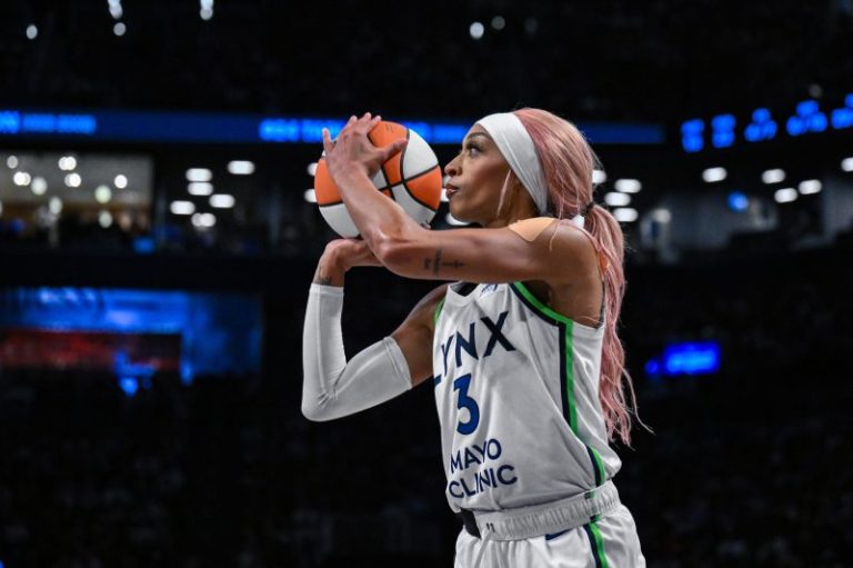 Lynx guard to miss Game 1 vs. Mercury with foot injury