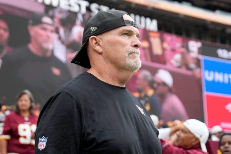 Dan Quinn bloodied after collision with Marcus Mariota