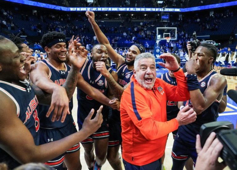 Stick to sports? Bruce Pearl would have been a spicy politician, too