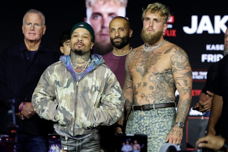 Opinion: Paul vs. Davis press conference a masterclass in ridiculousness