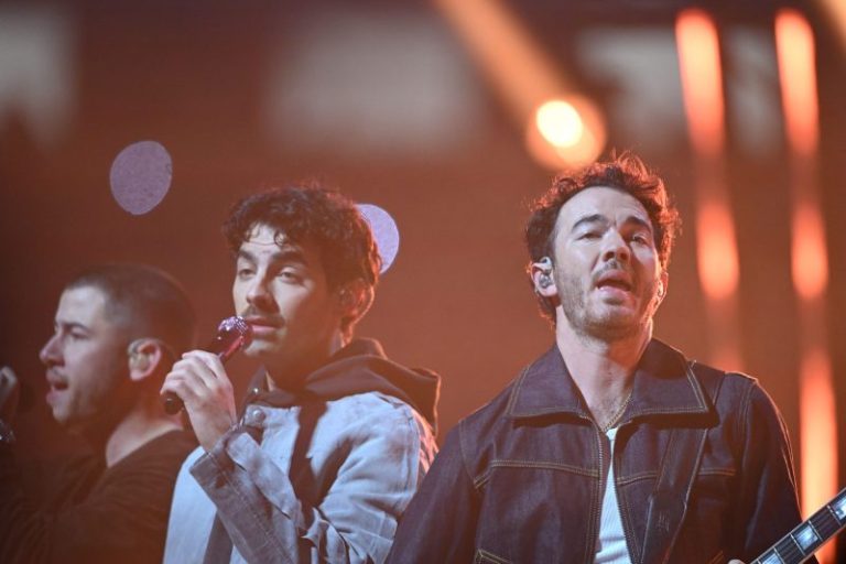WNBA semifinals series forces Jonas Brothers to reschedule concert