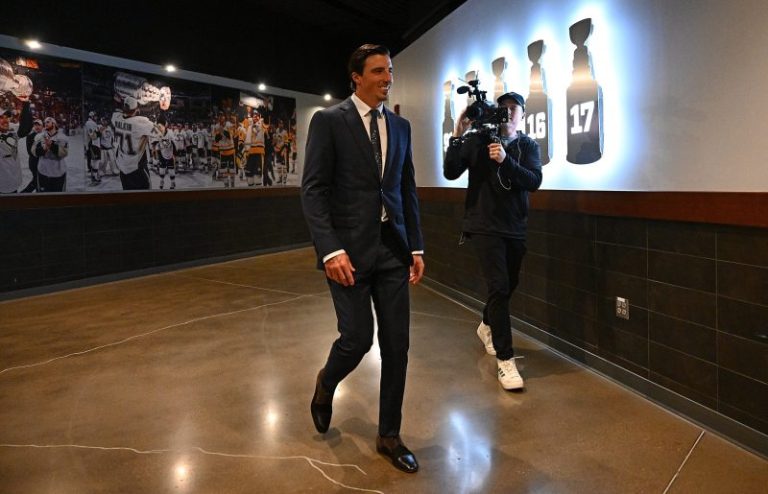 Marc-Andre Fleury suiting up one more time for Penguins: Live updates