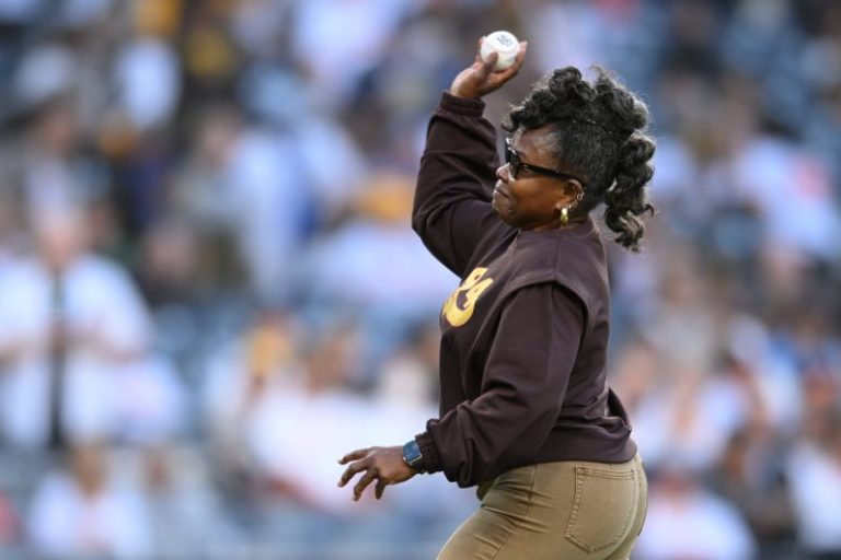 Why Tony Gwynn’s family is auctioning off most of his memorabilia